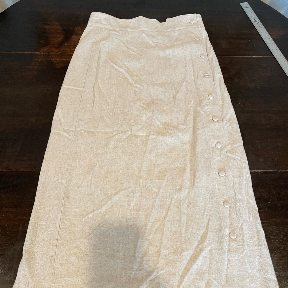 Chic Beige Button-Down Midi Skirt - image 1